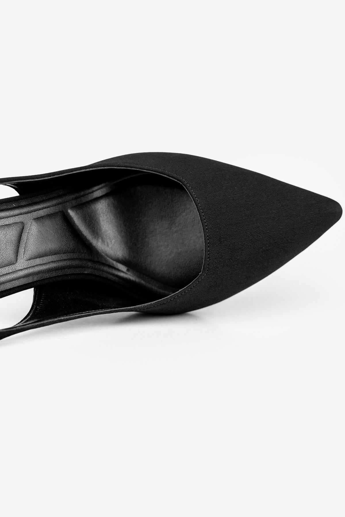 BONO 809 — Siyah Stiletto